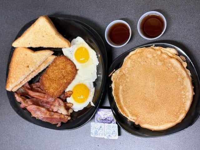 Mike&Sons Breakfast Special.